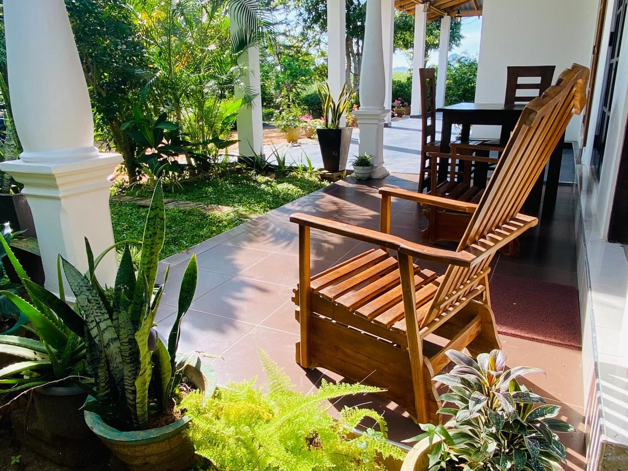 Fairview Dill Homestay Σιγκιρίγια Εξωτερικό φωτογραφία