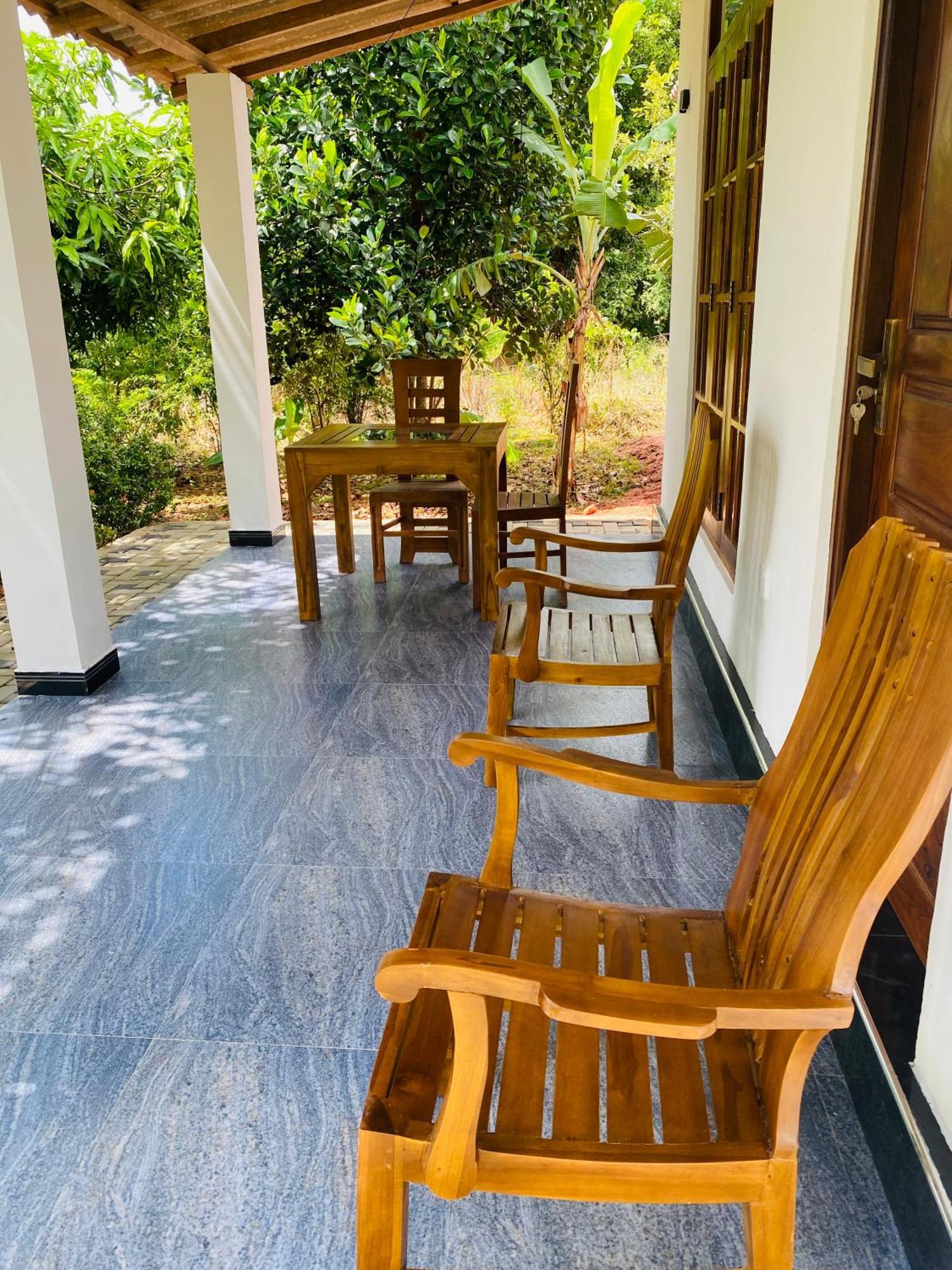 Fairview Dill Homestay Σιγκιρίγια Εξωτερικό φωτογραφία